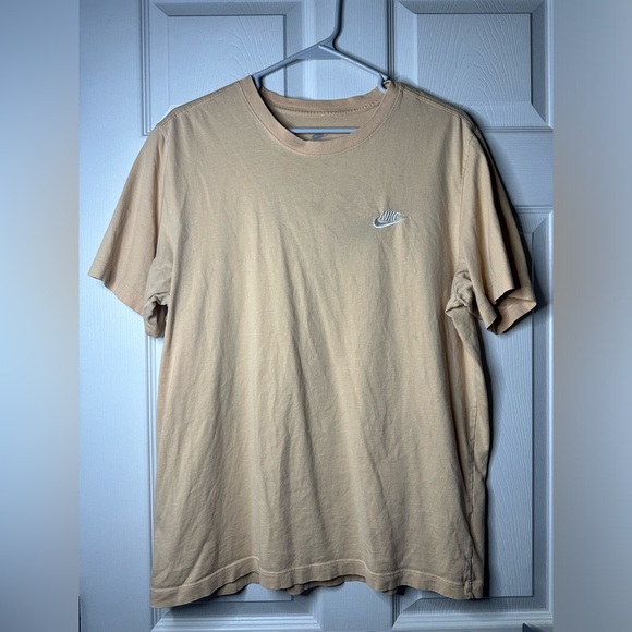 Nike T Shirt - Picture 6 of 6